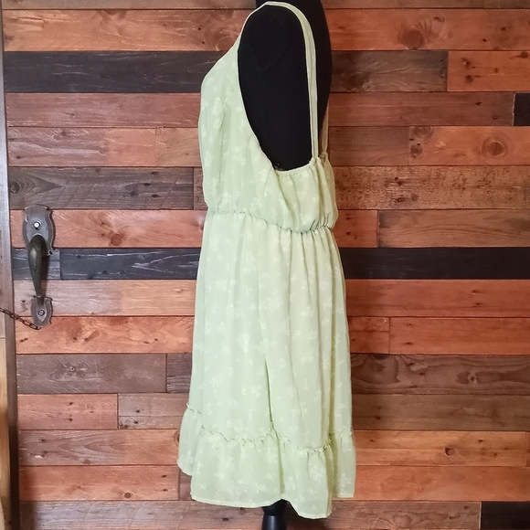 NWT Liberty Love green flowy dress - 2XL - Picture 3 of 6